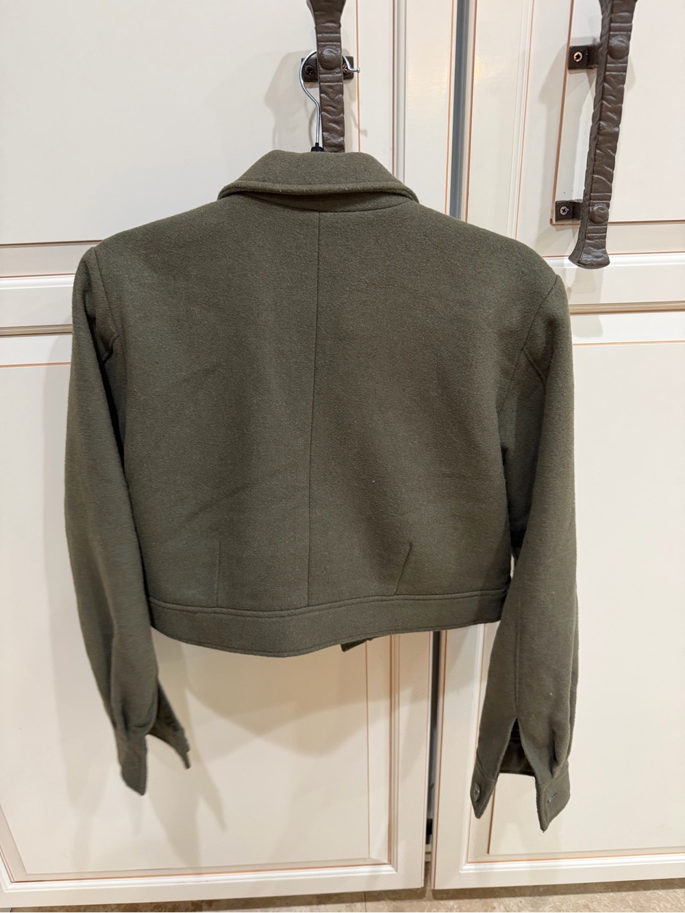 ANINE BING Dallas Cropped Military-Style Wool Blend Jacket in Olive - Picture 11 of 11